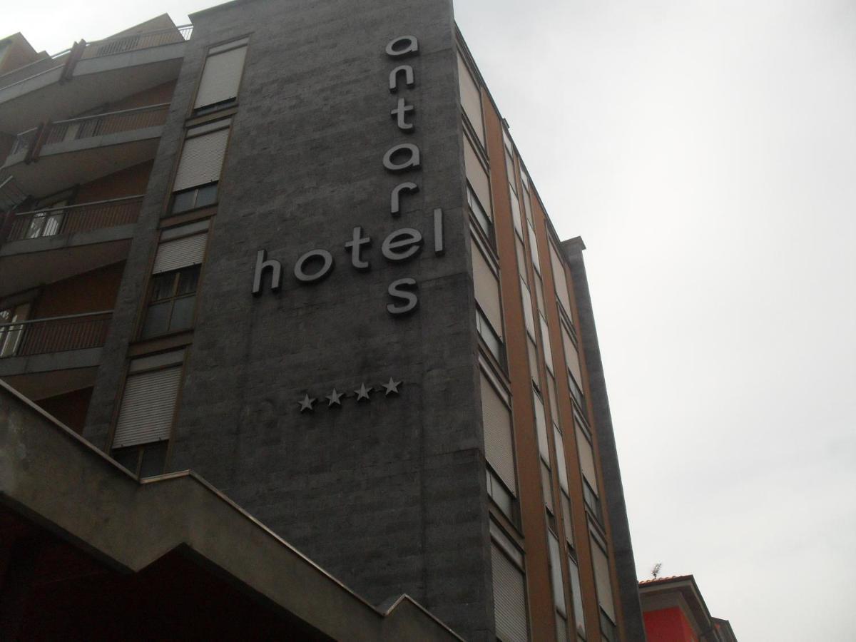 Hotel Antares Arona Exteriör bild